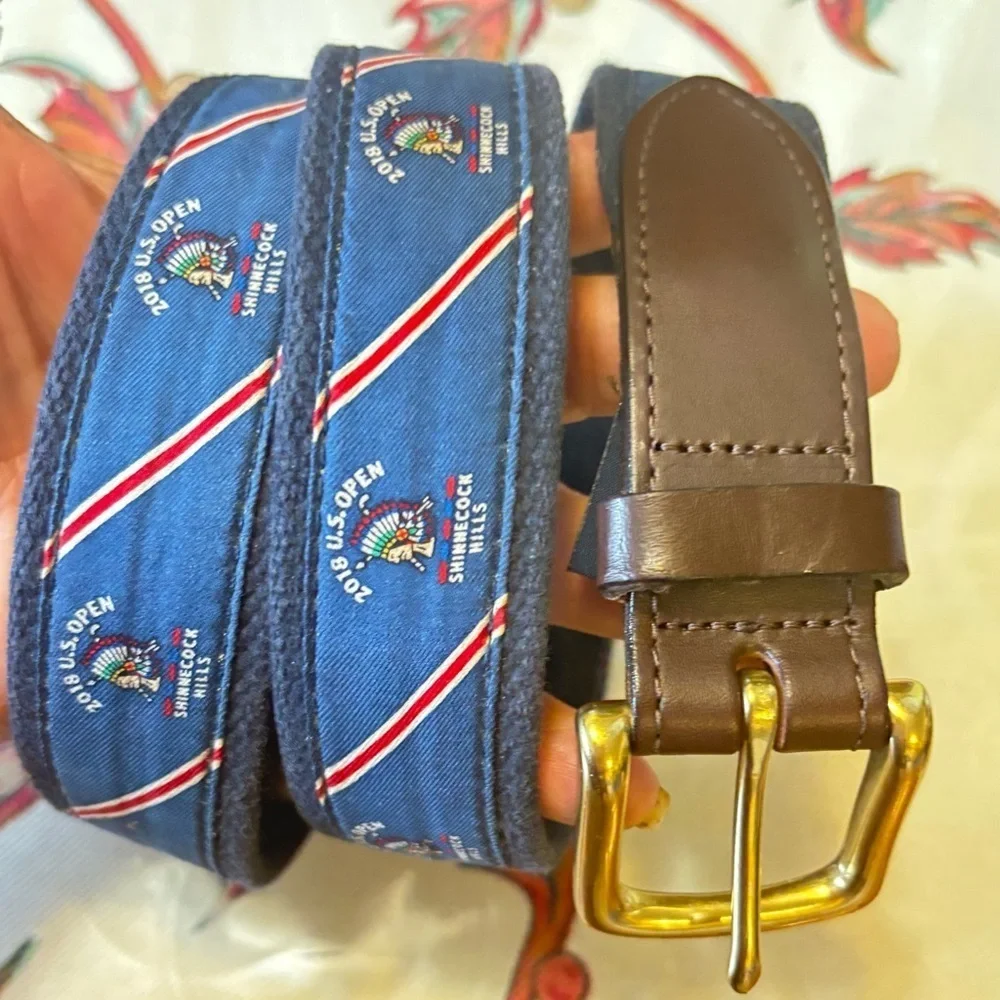 Vineyard Vines belt commemorating the 2018 U.S. shinnecock hills